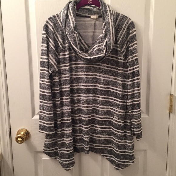 Eyeshadow Tops - Eyeshadow Tunic Top Shirt Size Large Cowl Neck